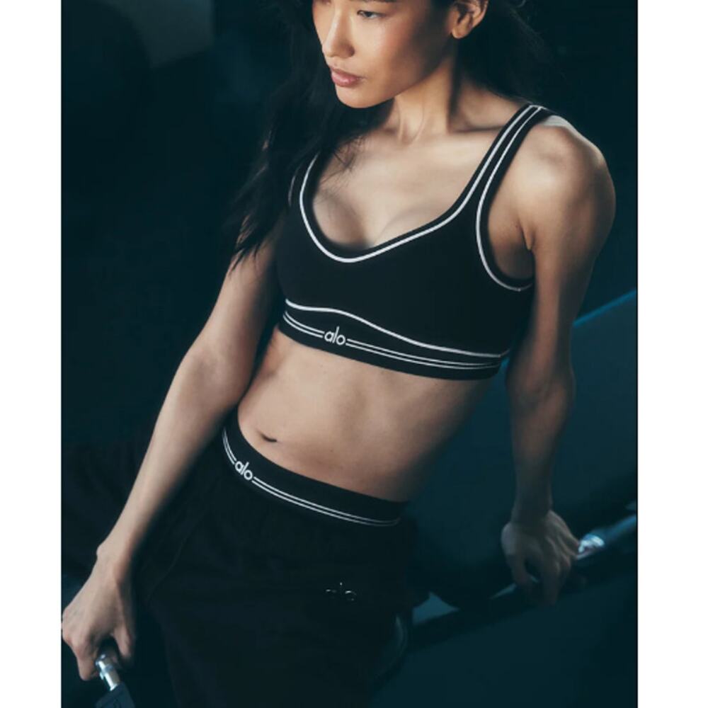 Alo Yoga Black White Airbrush Heart Throb Bra Size XXS - Picture 9 of 9
